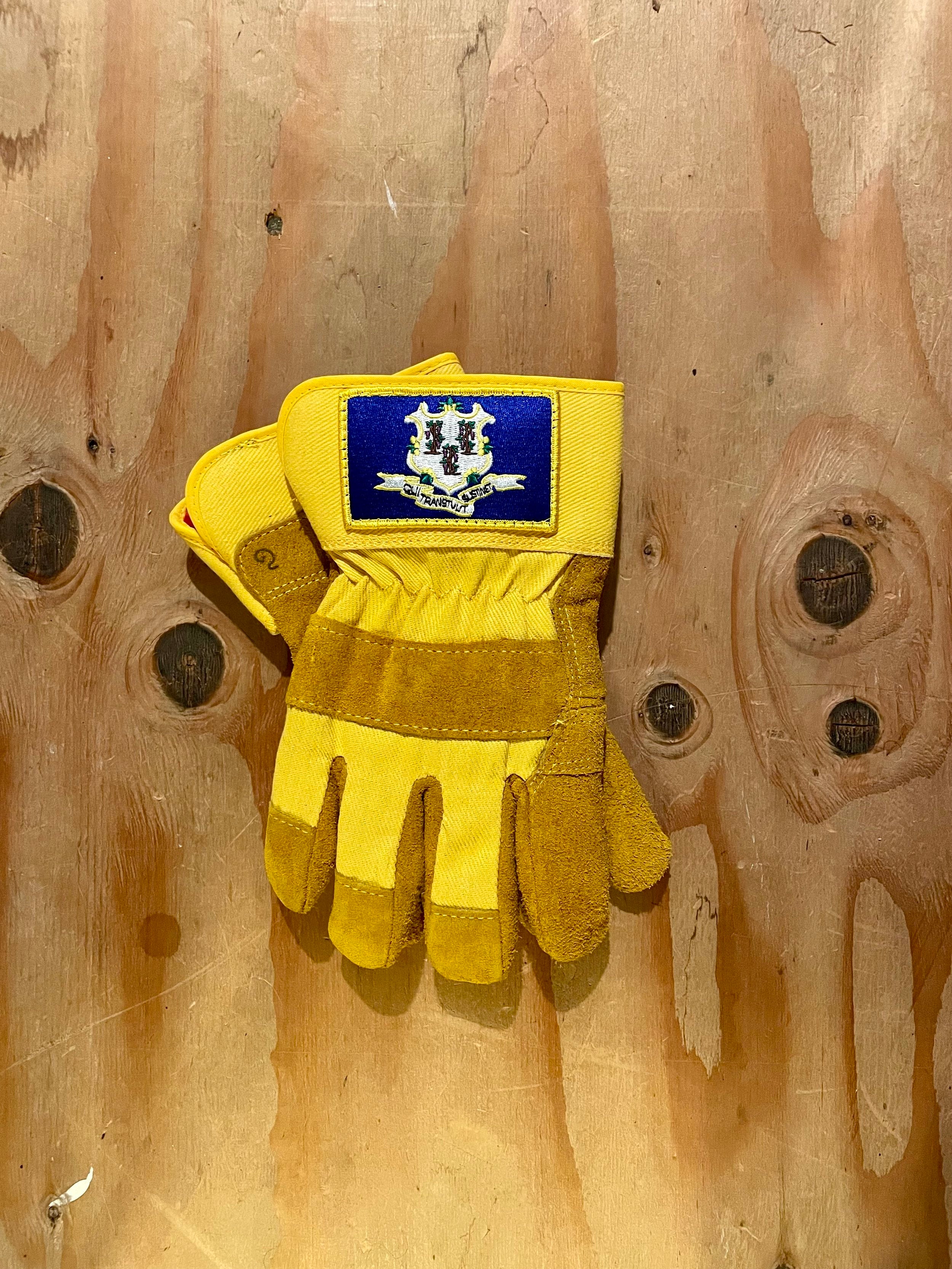 CONNECTICUT GLOVES