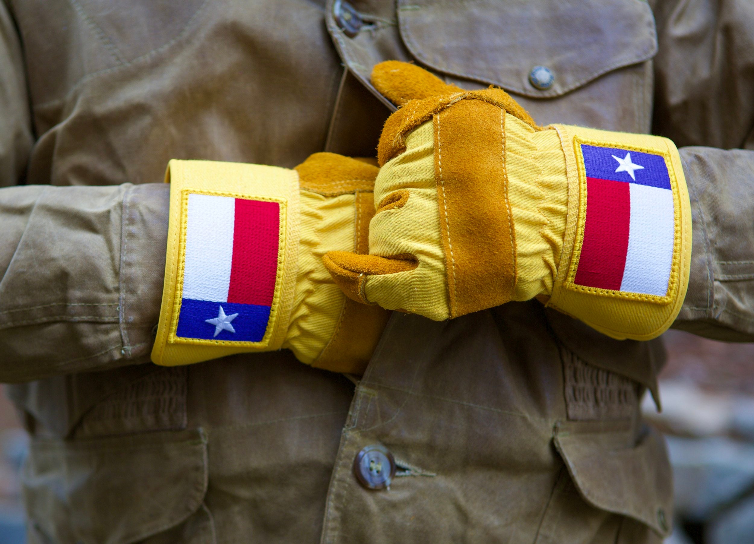 TEXAS GLOVES